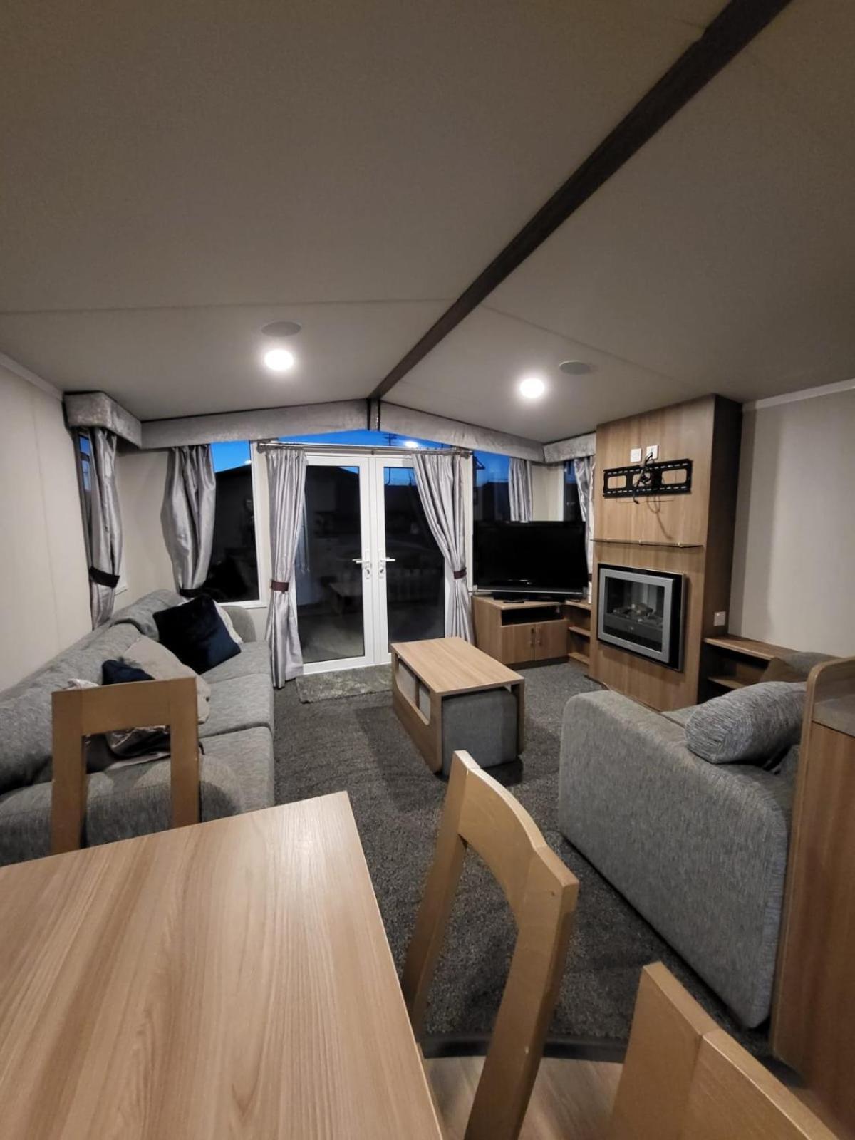3 Bed Platinum Caravan Presthaven Sands Prestatyn Ngoại thất bức ảnh